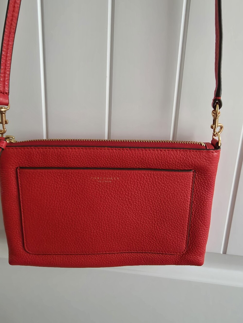EUC Tory Burch Red Pebbled Leather Crossbody Bag - Picture 3 of 8